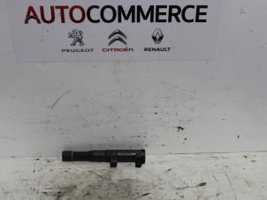 Gebruikte Bobine Renault Scénic II (JM) 2.0 16V Prijs € 15,00 Margeregeling aangeboden door Autocommerce