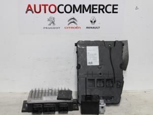 Gebruikte Computer Motormanagement Renault Megane II Grandtour (KM) 1.5 dCi 80 Prijs € 250,00 Margeregeling aangeboden door Autocommerce