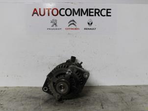 Gebruikte Dynamo Renault Espace (JK) 3.0 dCi V6 24V Grand Espace Prijs € 30,00 Margeregeling aangeboden door Autocommerce