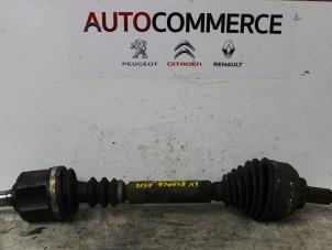 Gebruikte Cardanas links-voor (VWA) Renault Espace (JK) 3.0 dCi V6 24V Grand Espace Prijs € 30,00 Margeregeling aangeboden door Autocommerce