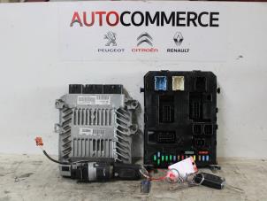 Gebruikte Computer Motormanagement Peugeot 307 CC (3B) 2.0 HDIF 16V Prijs € 120,00 Margeregeling aangeboden door Autocommerce