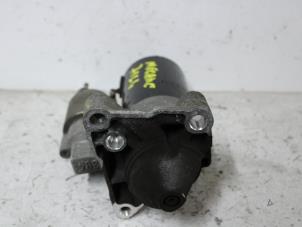 Gebruikte Startmotor Renault Megane II CC (EM) 2.0 16V Prijs € 40,00 Margeregeling aangeboden door Autocommerce