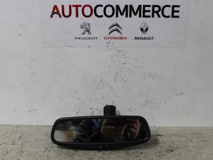 Gebruikte Spiegel binnen Renault Clio IV Estate/Grandtour (7R) 1.5 Energy dCi 90 FAP Prijs € 10,00 Margeregeling aangeboden door Autocommerce