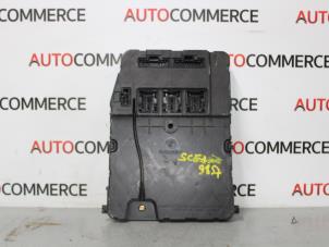 Gebruikte Computer Body Control Renault Scénic II (JM) 1.6 16V Prijs op aanvraag aangeboden door Autocommerce