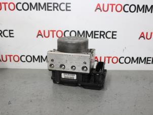 Gebruikte ABS Pomp Renault Scénic II (JM) 1.5 dCi 85 Prijs € 30,00 Margeregeling aangeboden door Autocommerce