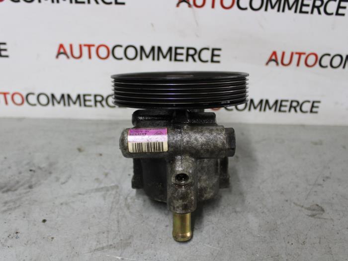 Gebruikte Servopomp Renault Laguna II (BG) 1.8 16V Prijs € 20,00 Margeregeling aangeboden door Autocommerce