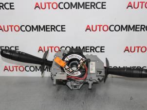 Gebruikte Combischakelaar Stuurkolom Renault Scénic I (JA) 1.4 16V Prijs € 30,00 Margeregeling aangeboden door Autocommerce