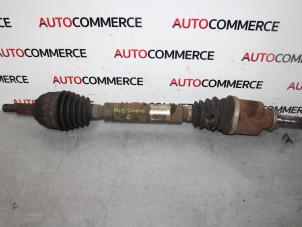 Gebruikte Steekas links-voor Renault Megane II Grandtour (KM) 1.5 dCi 80 Prijs € 15,00 Margeregeling aangeboden door Autocommerce