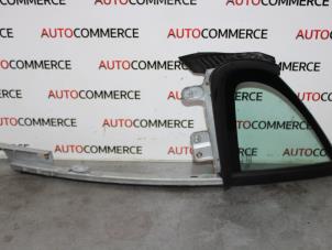 Gebruikte Driehoeks Ruit links-voor Peugeot 207 CC (WB) 1.6 16V Prijs op aanvraag aangeboden door Autocommerce