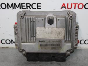 Gebruikte Computer Motormanagement Renault Megane II (BM/CM) 1.9 dCi 120 Prijs € 25,00 Margeregeling aangeboden door Autocommerce