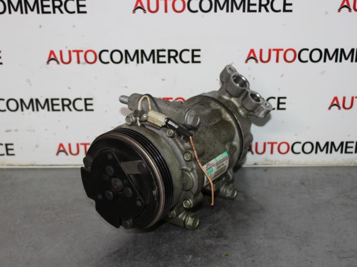 Gebruikte Aircopomp Renault Twingo (C06) 1.2 Prijs € 20,00 Margeregeling aangeboden door Autocommerce