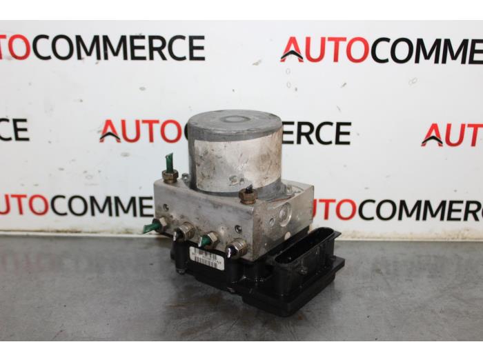 Gebruikte ABS Pomp Renault Scénic II (JM) 1.6 16V Prijs € 25,00 Margeregeling aangeboden door Autocommerce