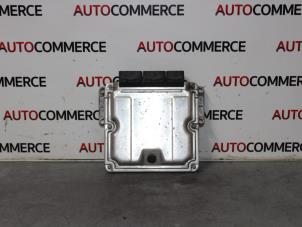 Gebruikte Computer Motormanagement Renault Master II (FD/HD) 2.2 dCi 16V Prijs op aanvraag aangeboden door Autocommerce