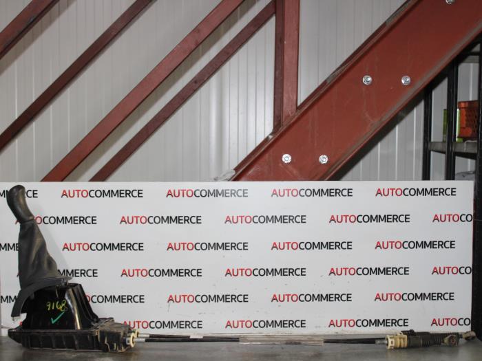 Gebruikte Handrem Mechaniek Renault Clio III (SR) 1.5 dCi 70 Prijs op aanvraag aangeboden door Autocommerce