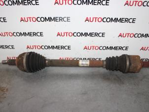 Gebruikte Homokineetas links-voor Renault Scénic II (JM) 1.9 dCi 130 Prijs € 80,00 Margeregeling aangeboden door Autocommerce