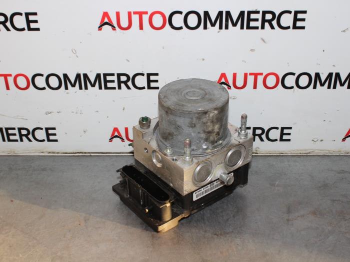 Gebruikte ABS Pomp Renault Modus/Grand Modus (JP) 1.5 dCi 85 Prijs € 75,00 Margeregeling aangeboden door Autocommerce
