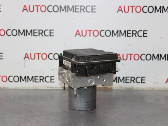 Gebruikte ABS Pomp Citroen Xsara Picasso (CH) 1.6 HDi 16V 110 Prijs € 100,00 Margeregeling aangeboden door Autocommerce
