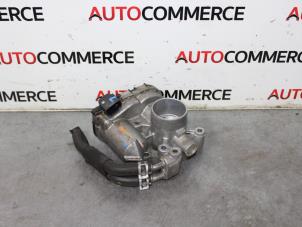 Gebruikte Gasklephuis Peugeot 107 1.0 12V Prijs € 30,00 Margeregeling aangeboden door Autocommerce