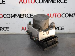 Gebruikte ABS Pomp Renault Twingo (C06) 1.2 16V Prijs € 25,00 Margeregeling aangeboden door Autocommerce