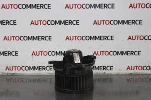 Gebruikte Kachel Ventilatiemotor Peugeot Partner Combispace 1.6 16V Kat. Prijs € 25,00 Margeregeling aangeboden door Autocommerce