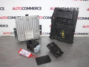 Gebruikte Computer Motormanagement Renault Scénic II (JM) 1.5 dCi 80 Prijs € 125,00 Margeregeling aangeboden door Autocommerce