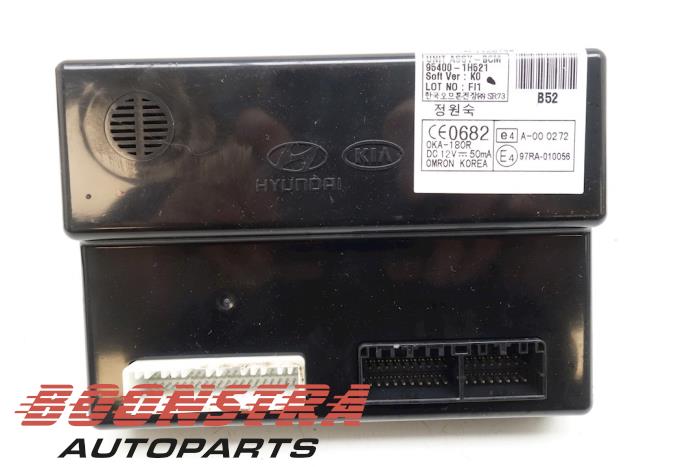 Gebruikte Computer Body Control Kia Cee'd (EDB5) 1.6 CRDi 16V Prijs € 34,95 Margeregeling aangeboden door Boonstra Autoparts