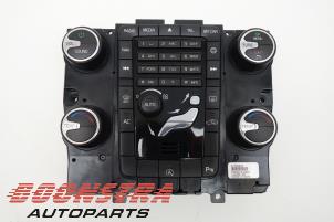 Gebruikte Bedieningspaneel Multi Media Volvo S60 II (FS) 1.6 DRIVe,D2 Prijs € 44,95 Margeregeling aangeboden door Boonstra Autoparts