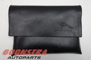 Gebruikte Instructie Boekje Jaguar XJR 4.0 V8 32V Supercharged Prijs € 24,95 Margeregeling aangeboden door Boonstra Autoparts