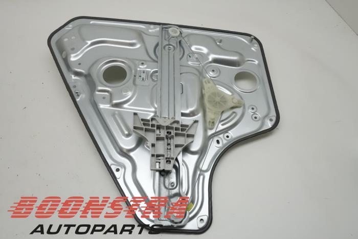 Hyundai IX20 Rear window mechanism 2-door, right