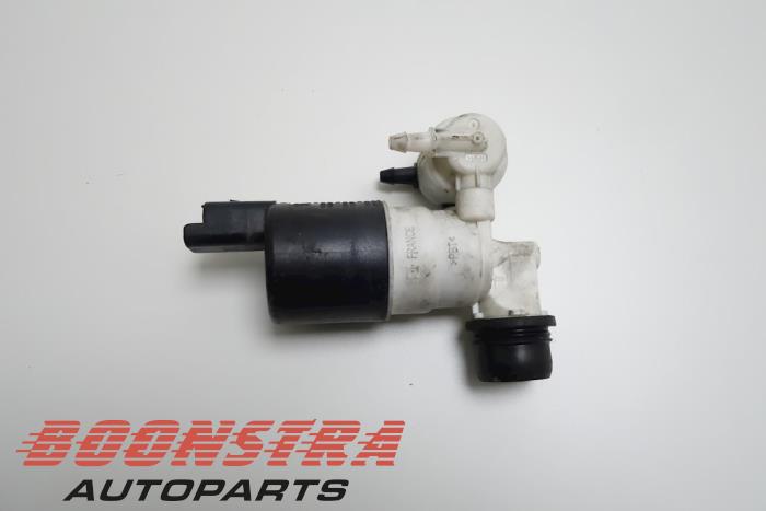 Hyundai I20 Windscreen washer pump