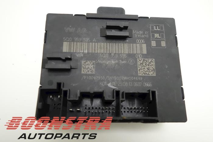 Gebruikte Deur module Audi A3 Sportback (8VA/8VF) 1.4 TFSI 16V Prijs € 24,95 Margeregeling aangeboden door Boonstra Autoparts