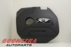 Gebruikte Afdekplaat motor Mini Mini (F56) 2.0 16V Cooper S Prijs € 24,95 Margeregeling aangeboden door Boonstra Autoparts