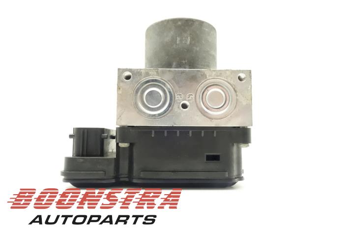 Gebruikte ABS Pomp Lancia Delta (844) 1.4 T-Jet 16V 150 Prijs € 74,95 Margeregeling aangeboden door Boonstra Autoparts