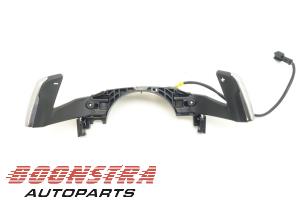 Gebruikte Schakelflipper set Peugeot 208 I (CA/CC/CK/CL) 1.4 HDi Prijs € 51,75 Margeregeling aangeboden door Boonstra Autoparts