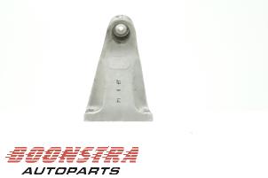 Gebruikte Motorsteun Ferrari California 4.3 V8 32V Prijs € 149,95 Margeregeling aangeboden door Boonstra Autoparts