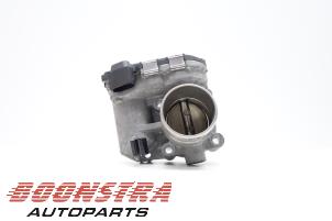 Gebruikte Gasklephuis Lancia Delta (844) 1.4 T-Jet 16V 150 Prijs € 56,25 Margeregeling aangeboden door Boonstra Autoparts