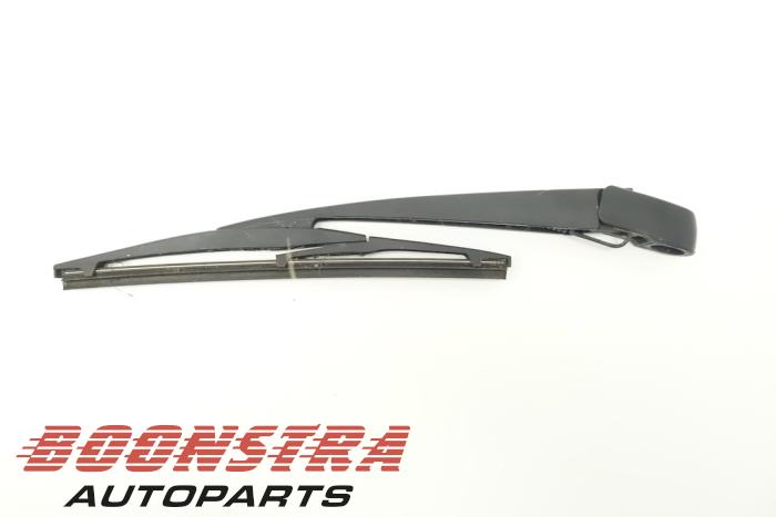 Nissan Leaf Rear wiper arm