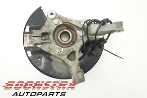 Gebruikte Fusee rechts-voor Opel Astra J Sports Tourer (PD8/PE8/PF8) 1.7 CDTi 16V Prijs € 24,95 Margeregeling aangeboden door Boonstra Autoparts