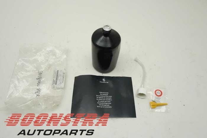 Gebruikte Diversen Porsche 911 (997) 3.8 24V Carrera 4S Prijs € 29,95 Margeregeling aangeboden door Boonstra Autoparts