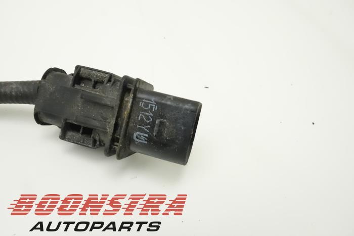 Lambda Sonde van een Citroën C4 Cactus (0B/0P) 1.6 e-Hdi 92 2015