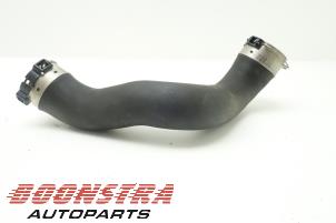 Gebruikte Turboslang Mercedes E (W212) E-200 2.0 Turbo 16V Prijs € 24,95 Margeregeling aangeboden door Boonstra Autoparts