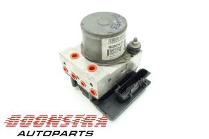 Gebruikte ABS Pomp Fiat Bravo (198A) Prijs € 73,95 Margeregeling aangeboden door Boonstra Autoparts
