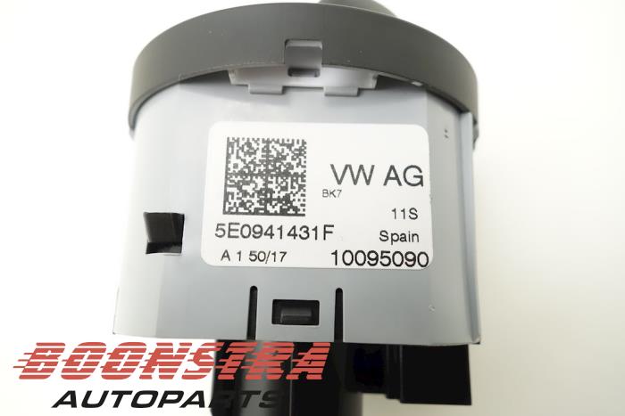 SKODA Fabia 3 generation (2014-2021) Headlight Switch Control Unit 5E0941431FWHI 20156786