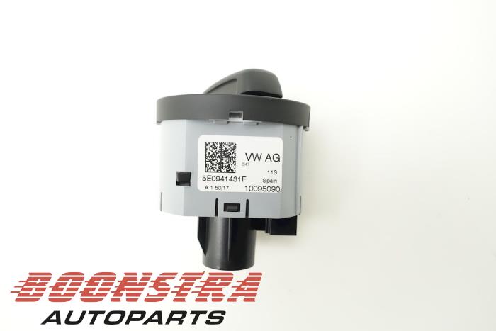 SKODA Fabia 3 generation (2014-2021) Headlight Switch Control Unit 5E0941431FWHI 20156786