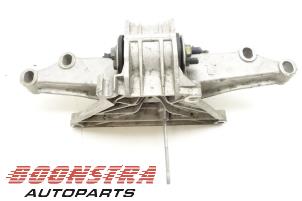 Gebruikte Motorsteun Porsche Boxster (987) 3.2 S 24V Prijs € 89,00 Margeregeling aangeboden door Boonstra Autoparts