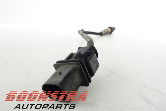 Lambda Sonde van een Land Rover Freelander II 2.2 td4 16V 2008