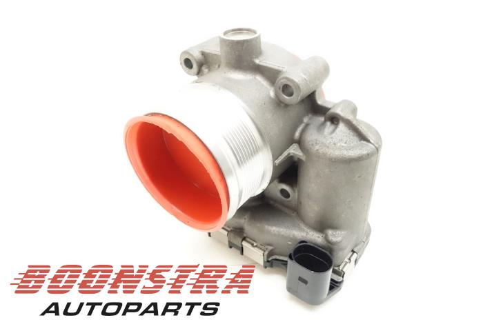 Gebruikte Gasklephuis Audi A4 Avant (B9) 2.0 TFSI 16V Prijs € 66,75 Margeregeling aangeboden door Boonstra Autoparts
