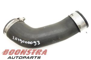 Gebruikte Intercooler Slang Volkswagen Transporter T5 2.0 TDI DRF Prijs € 30,19 Inclusief btw aangeboden door Boonstra Autoparts