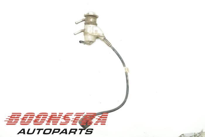 Gebruikte Injector adblue Volkswagen Transporter T6 2.0 TDI 150 Prijs € 30,19 Inclusief btw aangeboden door Boonstra Autoparts