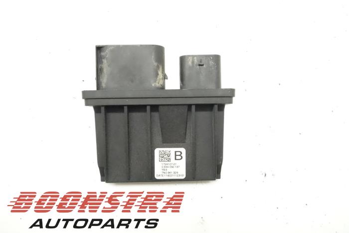 Gebruikte Adblue Computer Volkswagen Transporter T6 2.0 TDI 150 Prijs € 30,19 Inclusief btw aangeboden door Boonstra Autoparts